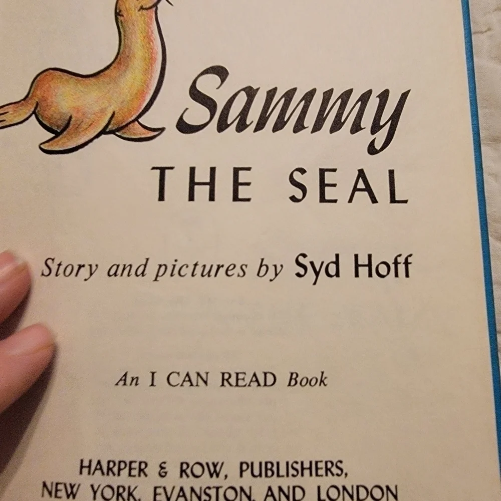 Two children books. Sammy the seal and Danny and the dinosaur by Sydney Hoff - Picture 12 of 12